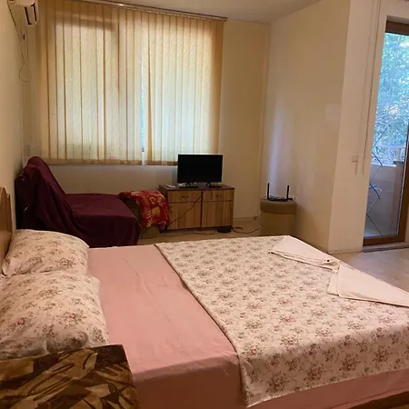 アパート генерал столетов ヴァルナ